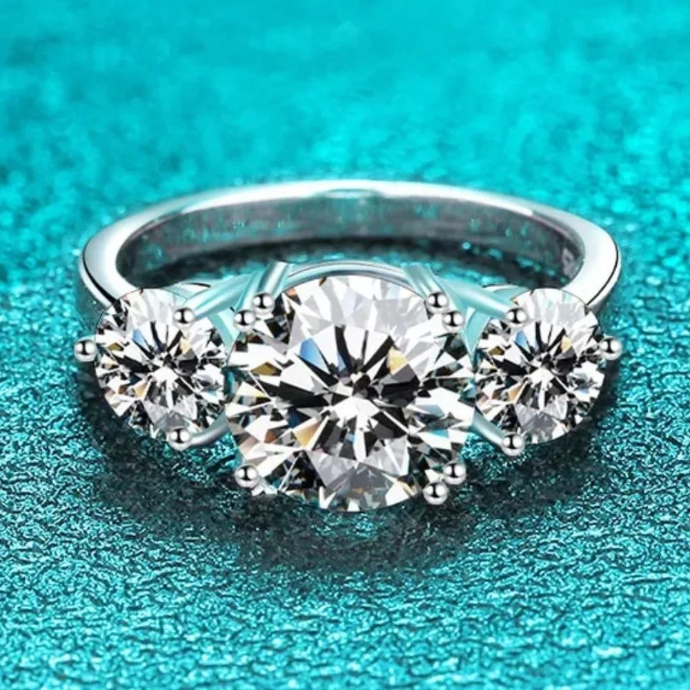 Certified 4ct. t.w. Moissanite Diamond 3 Stone Wedding Engagement Ring NEW